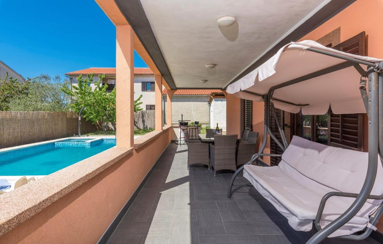 Emanuela With Private Pool Apartment Loborika Exterior foto